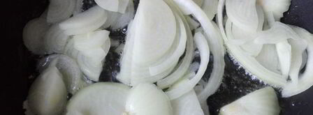 куриная печень с черносливом. Шаг 2