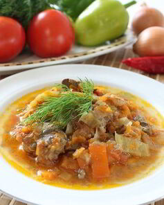 Куриная печень, тушенная с овощами Золотая осень