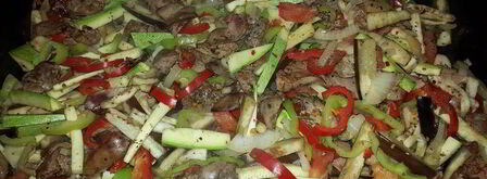 куриная печень, запеченная с овощами. Шаг 5