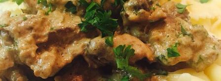 куриные сердечки и печень, тушеные в сметане. Шаг 10