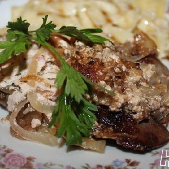 Рецепт нежнейшая печень в сметанно-винном соусе