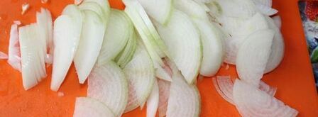 нежнейшая печень в сметанно-винном соусе. Шаг 4