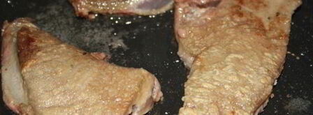 печень нежность в сметанно-луковом соусе. Шаг 4