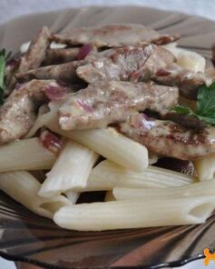 Печень по-строгановски