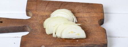 печень тушеная в молоке. Шаг 5