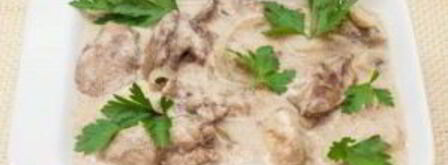 печень в сливках в мультиварке. Шаг 3