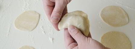 домашние пельмени с мясом. Шаг 8