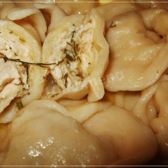 Рецепт куриные пельмени с курицей и сыром