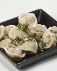 Пельмени со свининой и кальмарами