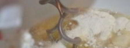 тесто для пельменей на минералке. Шаг 2