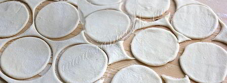 тесто для пельменей на молоке и сметане. Шаг 9