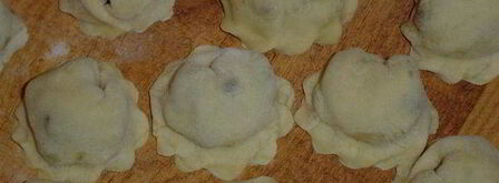 жареные пельмени с грибами и капустой. Шаг 5