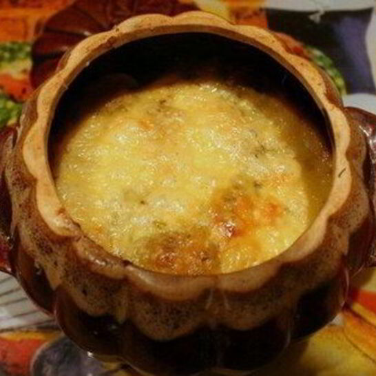 Рецепт жареные пельмени с овощами в горшочке