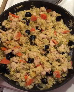 Паэлья с курицей и овощами