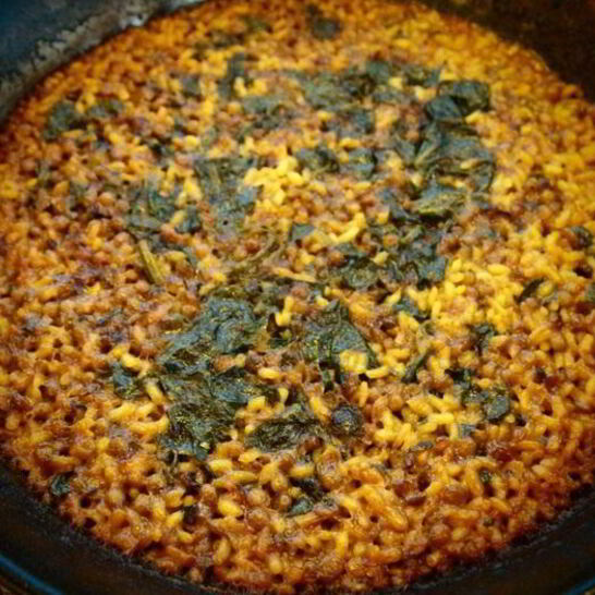 Рецепт паэлья со шпинатом и чечевицей по-аликантски