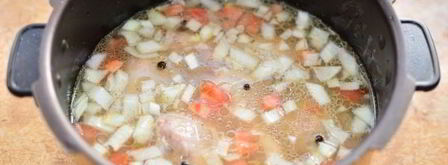 плов с куриными ножками в мультиварке. Шаг 7