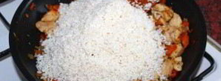 плов с курицей и грибами. Шаг 7