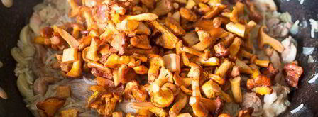 плов с курицей и лисичками. Шаг 9