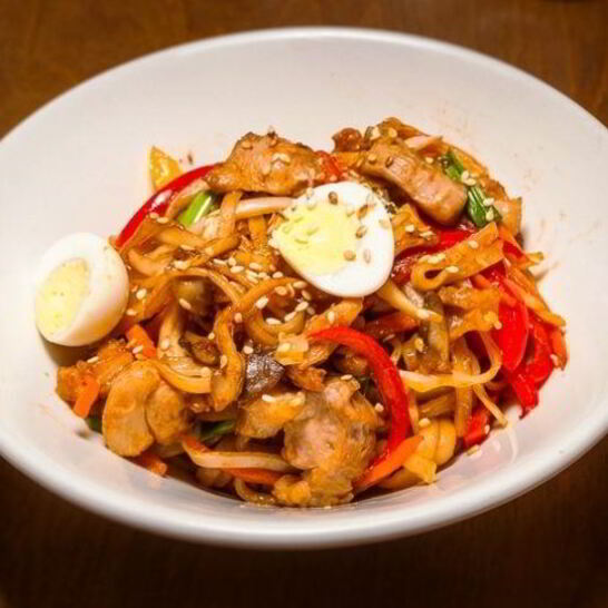 Рецепт пшеничная лапша с курицей и овощами