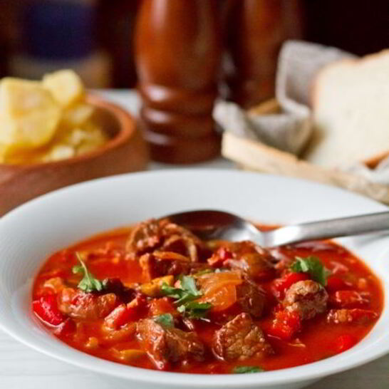 Рецепт мясное рагу из говядины со сладким перцем