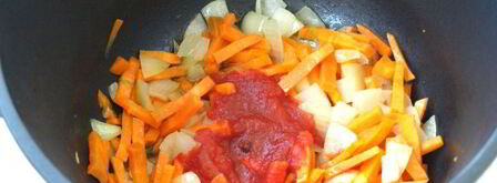 рагу из индейки с овощами в казане. Шаг 3