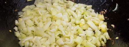 рагу из курицы с копчеными колбасками. Шаг 4