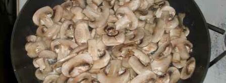 рагу овощное с грибами и куриной печенью. Шаг 4