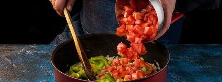 сочное овощное рагу с лососем. Шаг 3