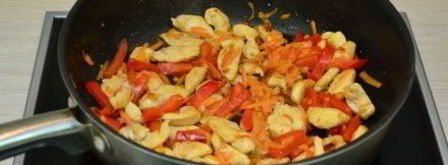 рисовая лапша с куриным филе и овощами. Шаг 8