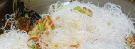 рисовая лапша с курицей и овощами. Шаг 4