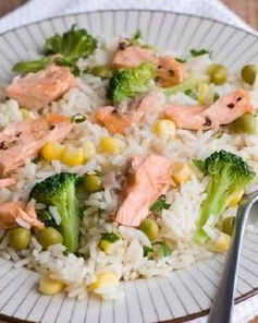 Ризотто с брокколи и лососем