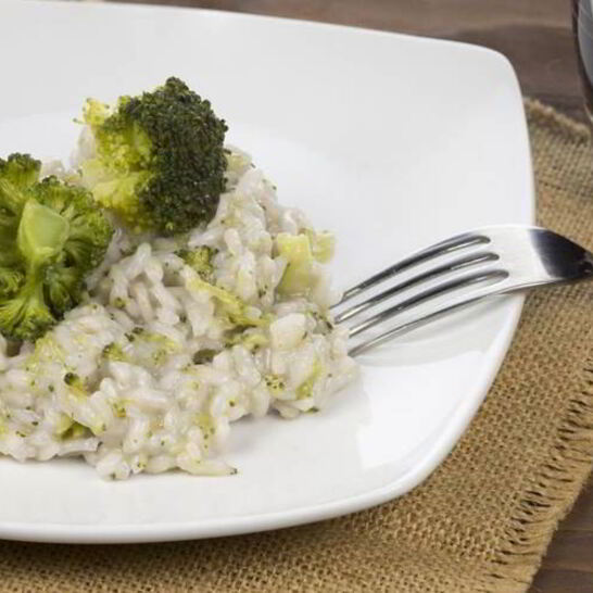 Рецепт ризотто с брокколи, орехами и сыром