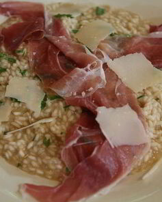 Ризотто с сельдереем, ветчиной и пармезаном