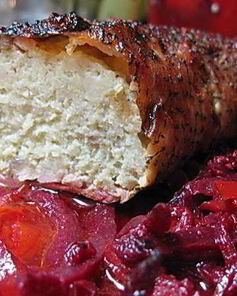 Фаршированная щука с тушеными овощами