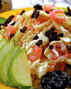 Креветки с рисом и черносливом