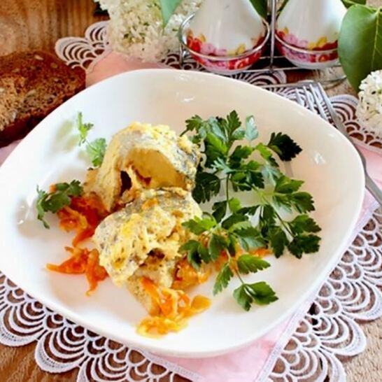 Рецепт минтай в мультиварке с луком