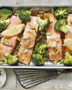 Рыба с брокколи в духовке