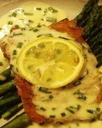 Семга под сливочным соусом