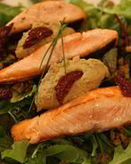 Семга с баклажанным пюре