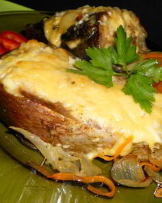 Толстолобик запеченный с овощами и сыром