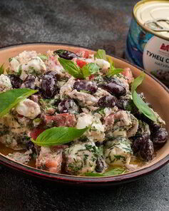 Тунец с фасолью и чили