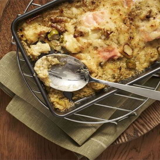 Рецепт запеченная форель с луком-пореем