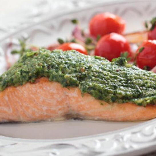 Рецепт запеченный лосось под соусом песто