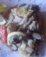 Запеченые хвосты лосося в овощном соку