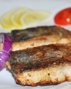 Жареное филе кижуча