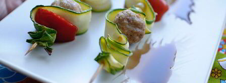 шашлычки из фрикаделек с виноградом и помидорами. Шаг 6