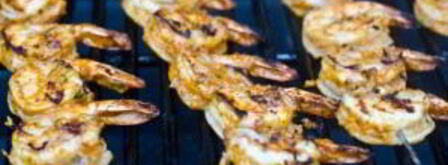 шашлычки из креветок на гриле. Шаг 6