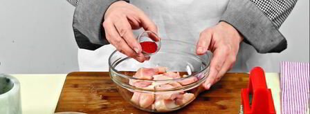 шашлычки из курицы с луком-пореем. Шаг 3