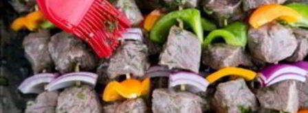 шашлык из говядины с луком и перцем. Шаг 6