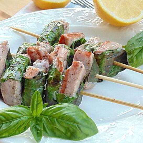 Рецепт средиземноморские шашлычки из тунца с базиликом